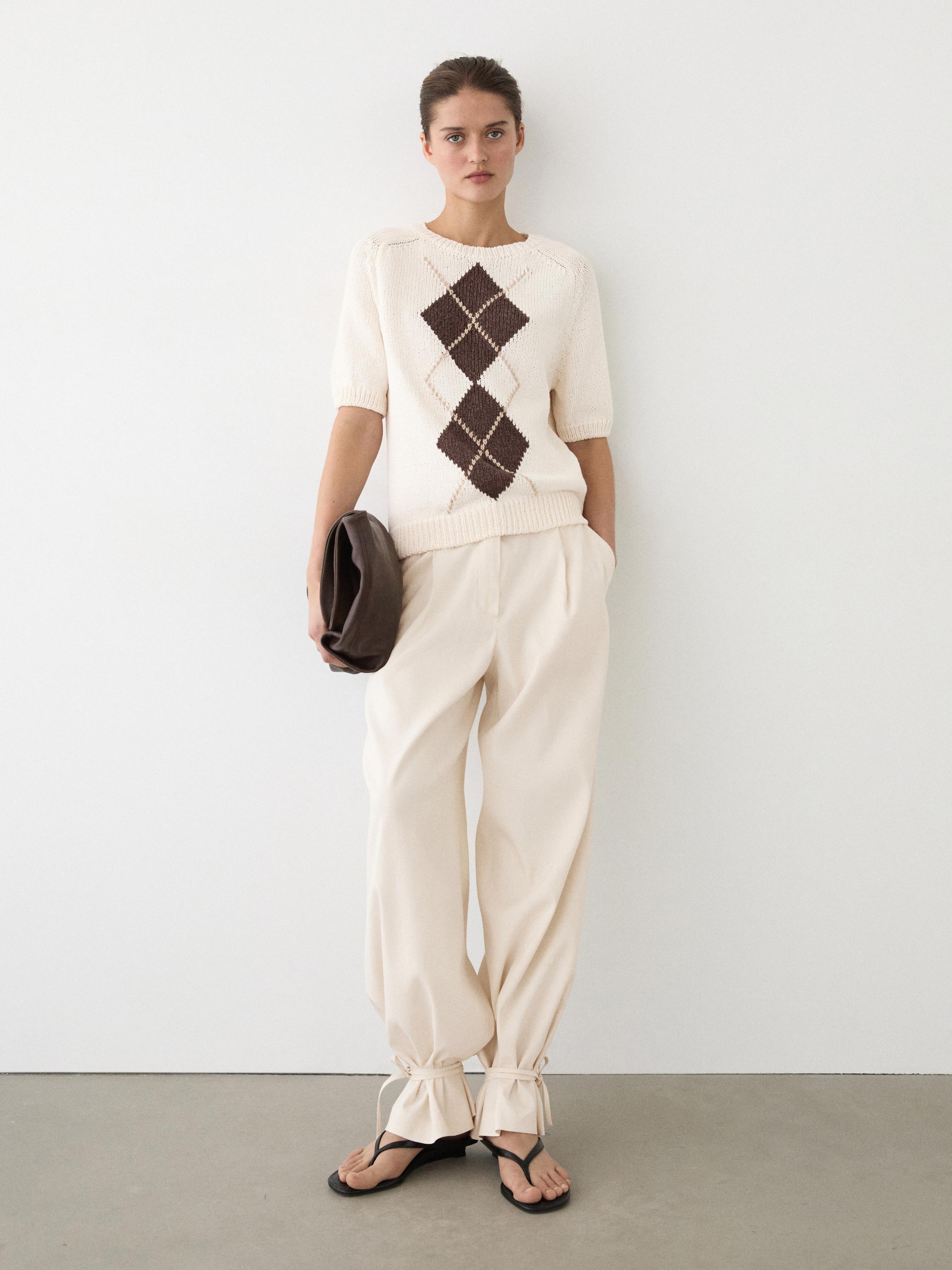 Short sleeve knit argyle sweater